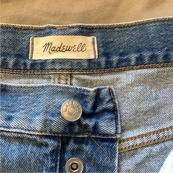 Madewell Relaxed cutoff  Denim Shorts in Homecrest Wash: size 30 coastal Cowgirl - Picture 8 of 13